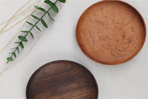 Methods to Clean Wooden Trays