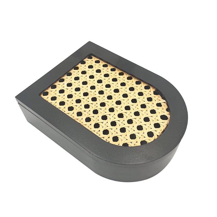 rattan box with lid